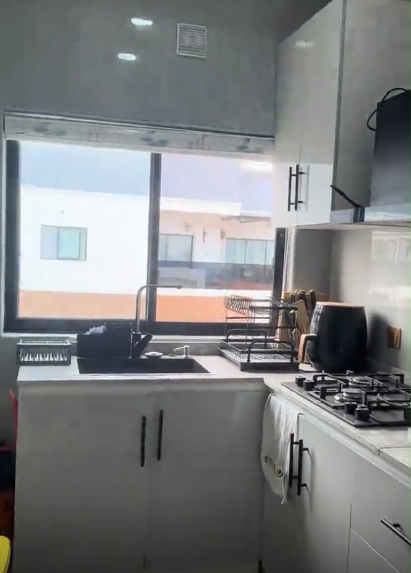 Luxury 2-Bedroom Apartment, Ikeja. — photo 3
