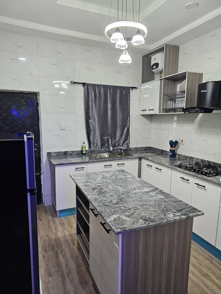 3 Bedroom Luxury Apartment — photo 4